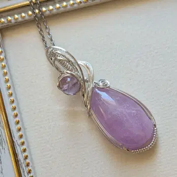 SF 쿤차이트 와이어 아트 펜던트 탑