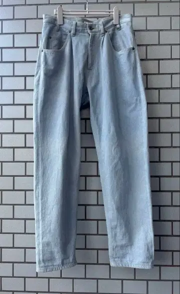 CLASS 와이드 테이퍼드 데님 팬츠