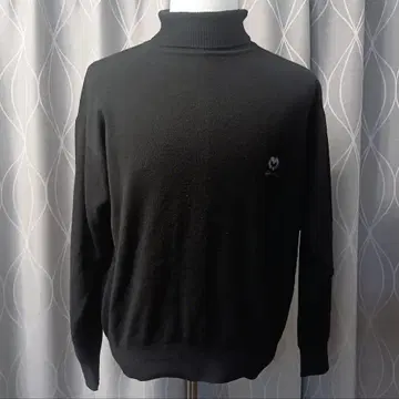 [ 새상품급 ] mila schon sports 캐시미어 터틀넥 스웨터