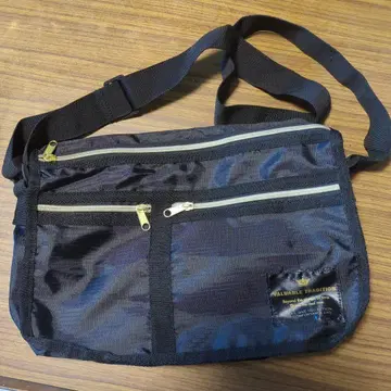 블랙 나일론 숄더백