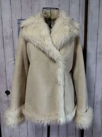 22OCTOBERE 코트 (보아 안감)