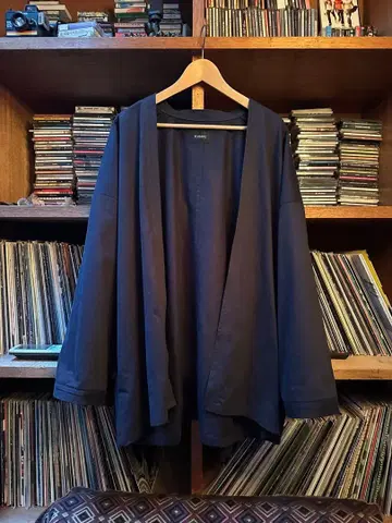 YOHKU 네이비 겉옷 HIHIHI