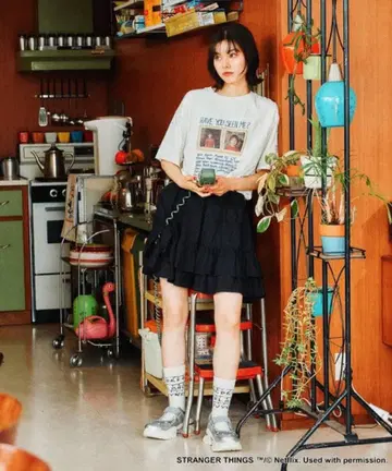 기묘한 이야기 nico and 포스터풍 T셔츠 윌 L