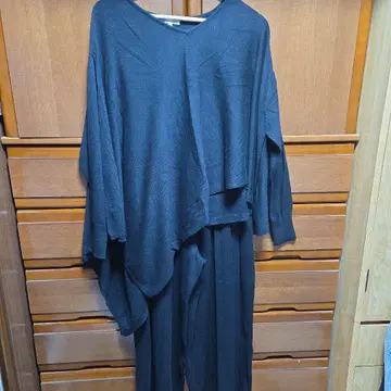 리엔다 니트 셋업