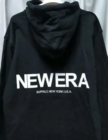 뉴에라 풀오버 후드티 블랙