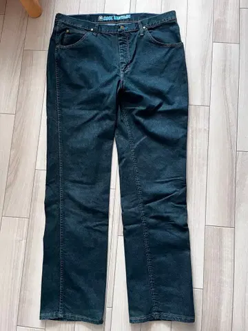 Wrangler 다크 그린 데님 스트레이트 아메카지