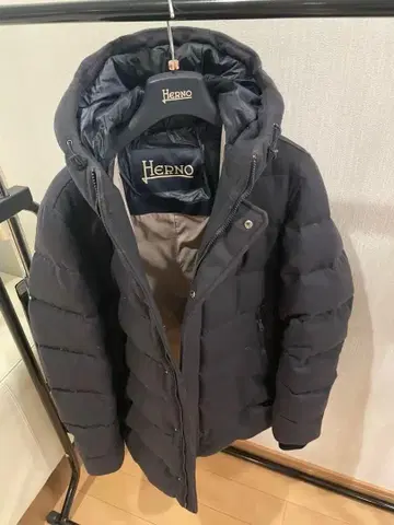 HERNO 남성용 후디드 울 다운 자켓 사이즈 46