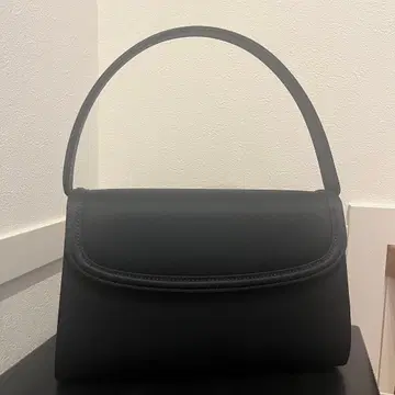 미사용 새상품 이와사 다크 네이비 포멀 백 SKU: 8482 수험