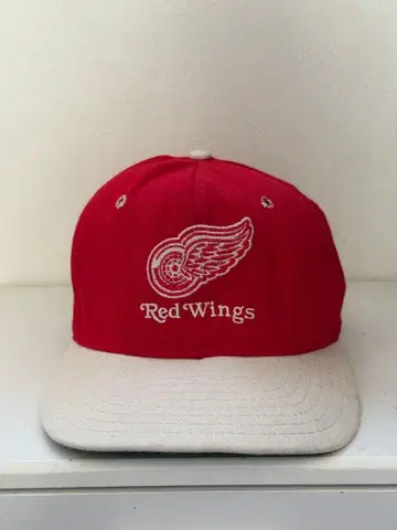 미국제 Red Wings 트래커 캡