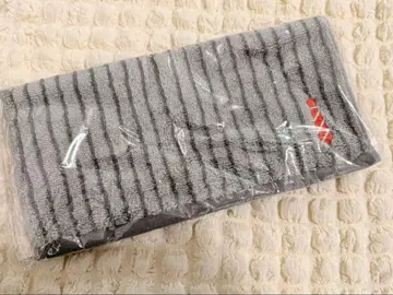 쿠로오 테츠로 손수건 스트라이프 수트 패턴