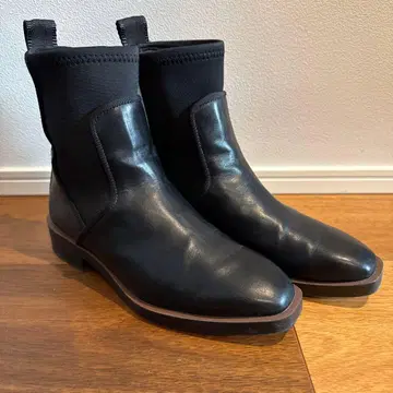 ZARA 가죽 블랙 사이드 고어 부츠 사이즈 35 22.5cm
