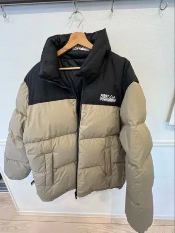 FIRST DOWN 다운 자켓 XL 블랙/베이지