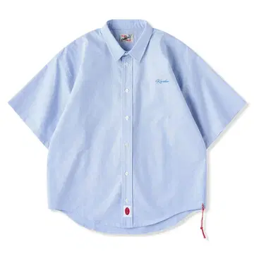 karaku Cleanfit 빨간색 끈이 달린 자수 옥스퍼드 반팔 셔츠