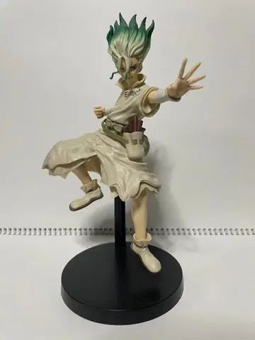 Dr. STONE 이시가미 센쿠 피규어