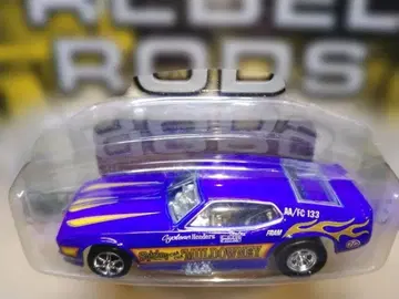 레벨 로즈 머스탱 퍼니카