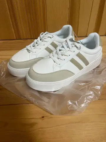 시마무라 스니커즈 베이지 LL 사이즈