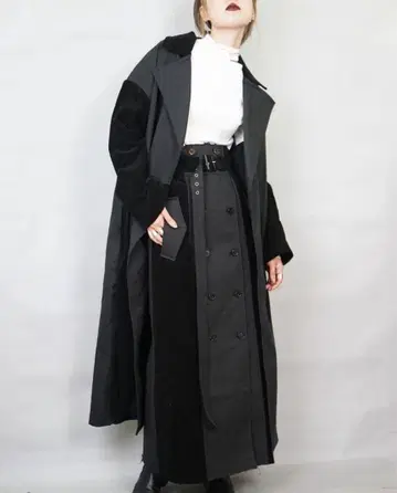 HELK 바이컬러 트렌치코트 블랙