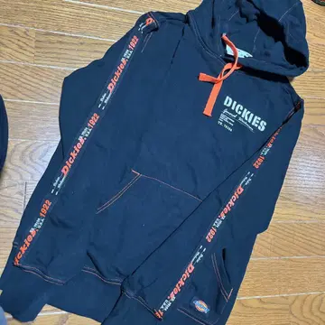 디키즈 M사이즈 후드티 후디