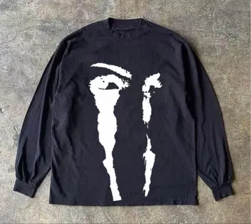 블랙 화이트 그래픽 긴팔 티셔츠