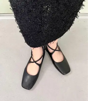 ORiental TRaffic 크로스 스트랩 펌프스