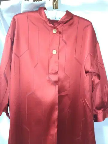 빨간색 새틴 핸드메이드 아우터