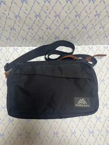 GREGORY 그레고리 유틸리티 숄더 L 블랙