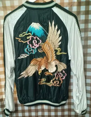 새상품급 테일러 토요 리버서블 스카잔 M 사이즈