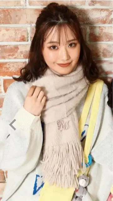 새상품! 미착용품! 초극미품 스핀스 대형 푹신푹신 샤기 머플러