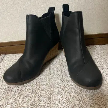 TOMS 숏부츠 블랙