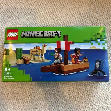 LEGO Minecraft 21259 Pirate Ship Voyage