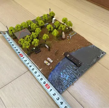 N 게이지 토미텍 지오콜레 연못이 있는 공원 미니 디오라마