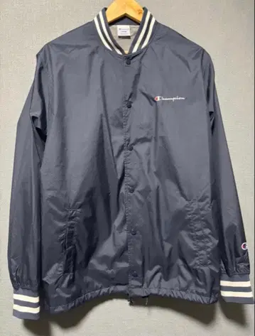 Champion 네이비 나일론 자켓