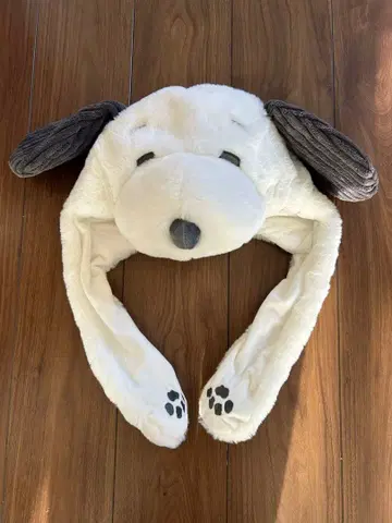 SNOOPY 디자인 모자
