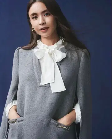 셀포드 비트 디자인 상의 타키자와 마키코 착용