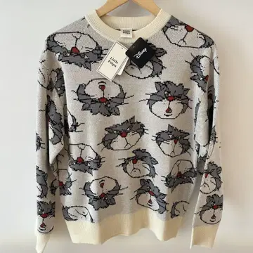 택 포함 새상품 디즈니 신데렐라 루시퍼 퍼 니트 스웨터 여성용 M