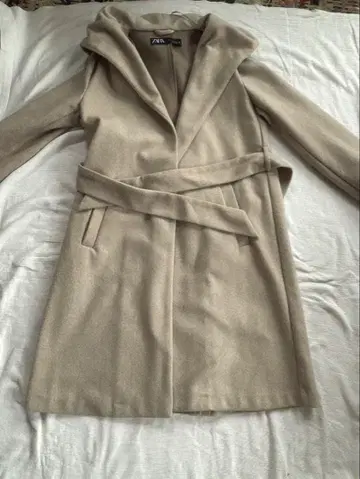 ZARA 후드 부착 베이지 롱 코트 USA S 사이즈