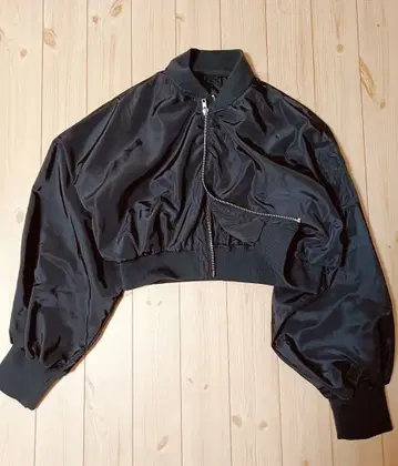 블랙 크롭 MA-1 자켓