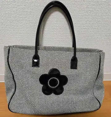 MARYQUANT 마리콴트 A4 토트 트위드백 데이지 패턴