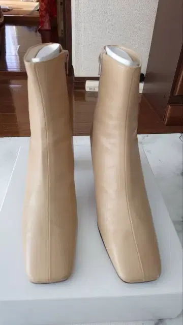 Demi-Luxe BEAMS 베이지 부츠 38