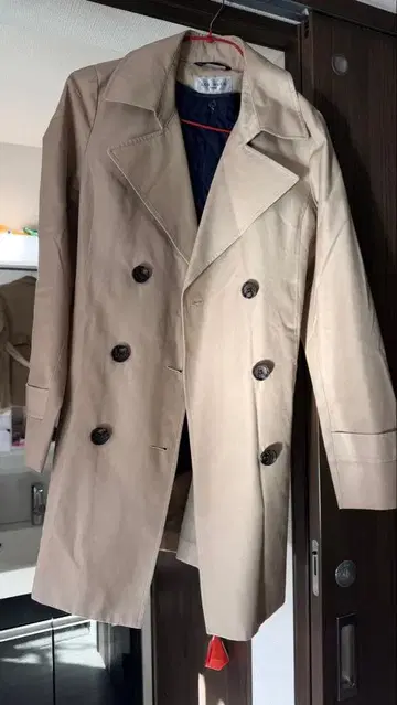 LES MUES 더블 브레스트 트렌치코트