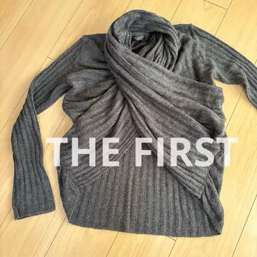 THE FIRST 디자인 니트