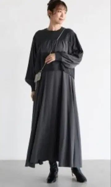 Vin 다크 그레이 긴팔 롱 원피스