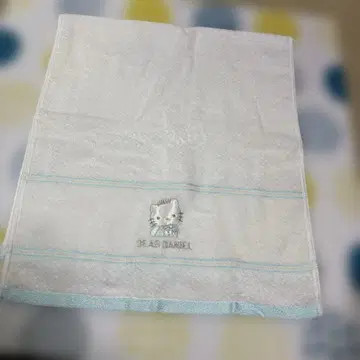 헤이세이 키티 다니엘 타월 초레어