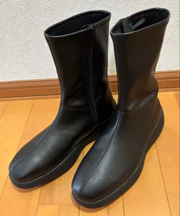 유니클로 스트레치 숏부츠 24.5cm 블랙