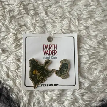 STARWARS 다스 베이더와 아들 R2-D2 핀 배지 2개 세트