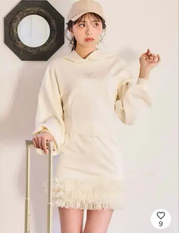 로얄 파티 허리 쉐이프 큐빅 셋업