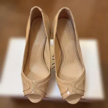 언타이틀 오픈토 펌프스 새상품급