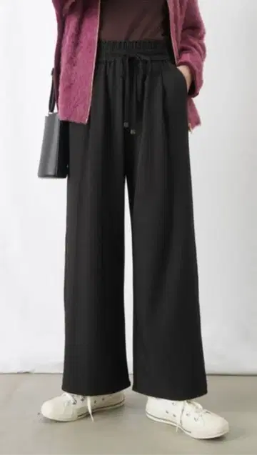 LUCA 블랙 와이드 팬츠 밴딩 드로우 스트링