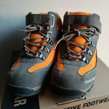 mont-bell 트레킹 슈즈 오렌지/그레이