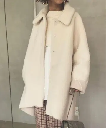 아메리 AMERI 텐트라인 보아 코트